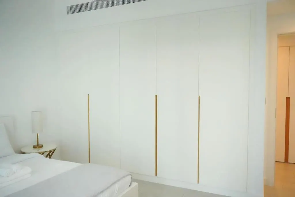 Aura Luxury - Sand Beach & Infinity Pool Dubai