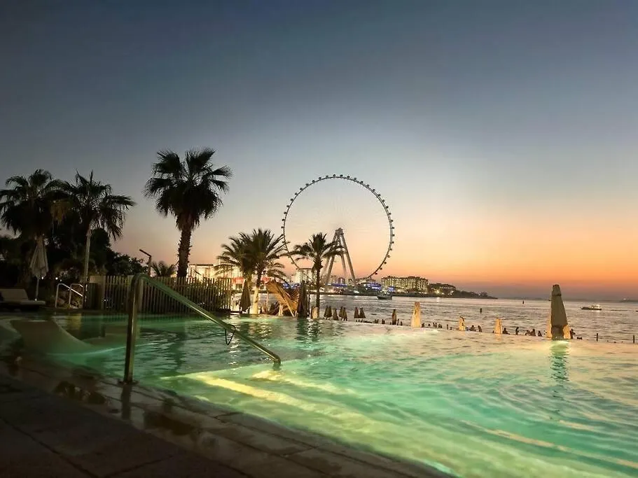 Aura Luxury - Sand Beach & Infinity Pool Dubai