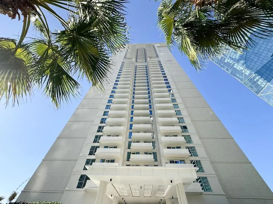 Aura Luxury - Sand Beach & Infinity Pool 두바이